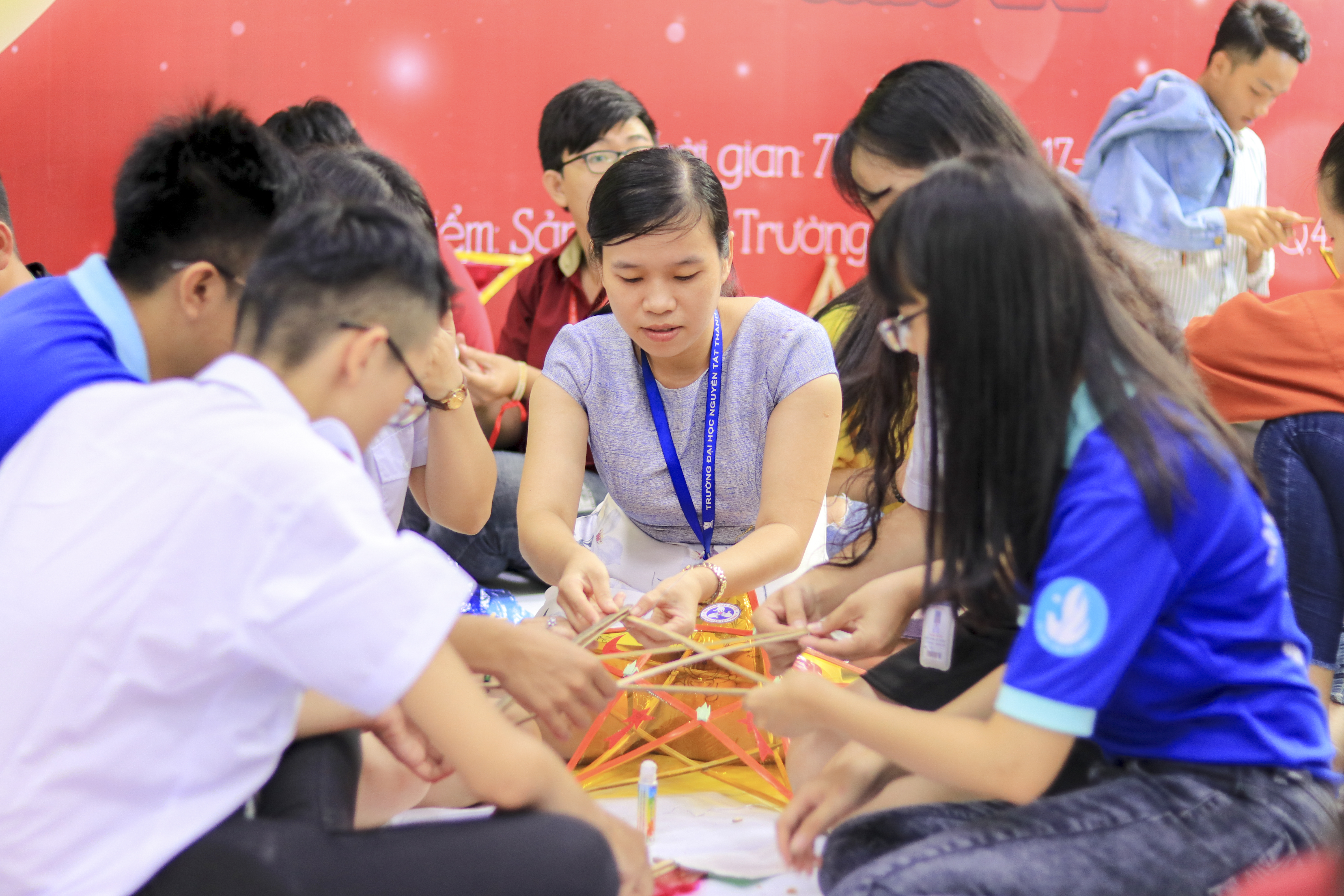 Trao quà tặng hơn 5.500 thiếu nhi trong chương trình “Trung thu cho em”